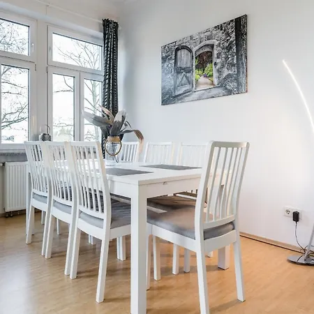 Grosszugige Ferienwohnung In Koln-dellbruck - #120518 Apartmán *