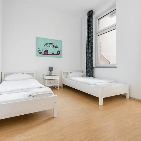 Grosszugige Ferienwohnung In Koln-dellbruck - #120518 Apartmán